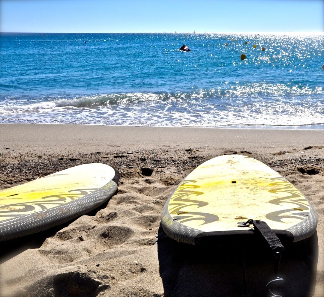 Location planche de surf club Emeraude Argelès-sur-Mer